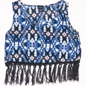 RUE21 Crop Top - Size M